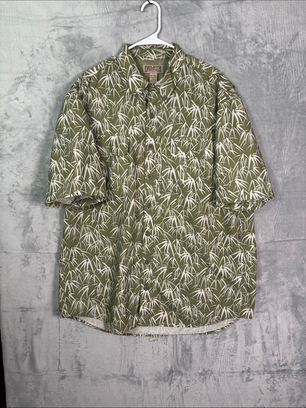 Duluth Trading Green Short Sleeve Tropical Button Ip Collared Shirt Size XL Tall